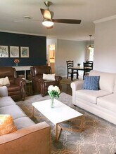 547 Harding Pl in Nashville, TN - Building Photo - Building Photo