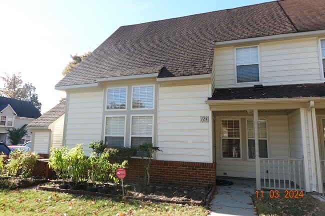 124 Post Oak Rd in Yorktown, VA - Building Photo - Building Photo