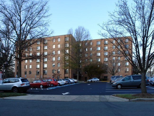 Heritage House in Rockville, MD - Building Photo - Building Photo