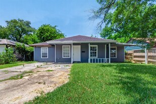 3031 Groton Dr in Houston, TX - Building Photo
