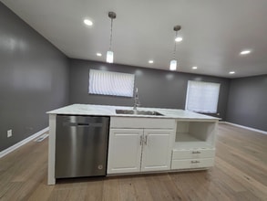 310 Merrill Ave in Calumet City, IL - Building Photo - Building Photo