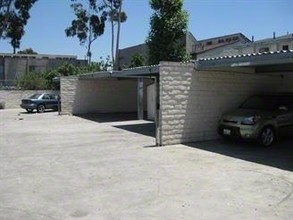 1922-1928 E 120th St in Los Angeles, CA - Building Photo - Building Photo