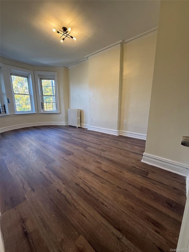 60-81 70th Ave in Queens, NY - Building Photo - Building Photo