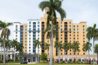 Tower Condominium at Cityplace in West Palm Beach, FL - Building Photo - Building Photo
