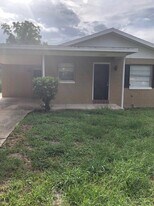 1605 N Lake Shipp Dr in Winter Haven, FL - Building Photo