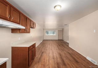 1601 Nome St in Aurora, CO - Building Photo - Building Photo