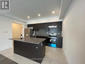 8-208 Culinary Ln in Barrie, ON - Building Photo - Building Photo