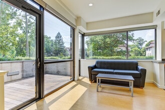 The Cube in Ann Arbor, MI - Foto de edificio - Building Photo