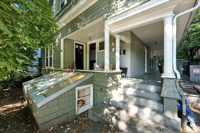 2146 NE 15th Ave in Portland, OR - Building Photo - Building Photo