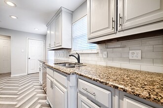 3520 Tangle Terrace in Dallas, TX - Building Photo - Building Photo