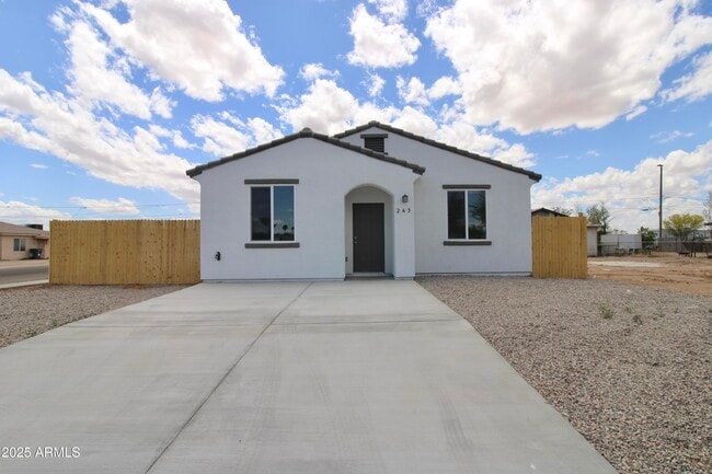 245 E Date Ave in Casa Grande, AZ - Building Photo - Building Photo