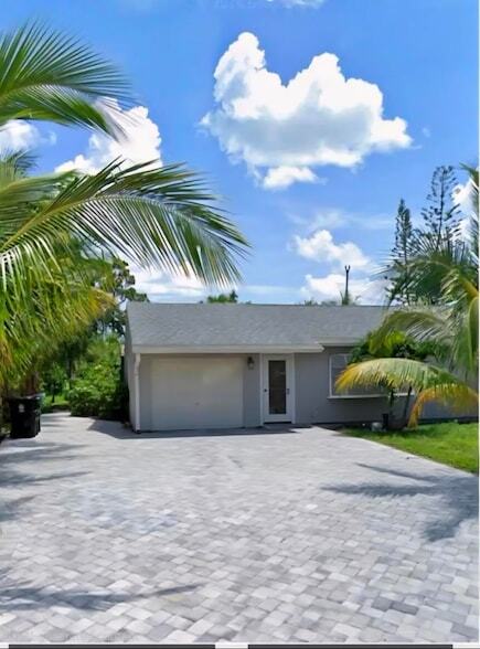 property at 1813 SE Balleto St