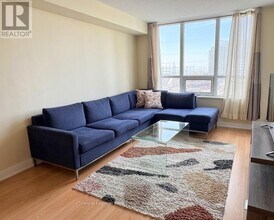 35 Viking Ln in Toronto, ON - Building Photo - Building Photo