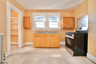 180 Hobson St in Newark, NJ - Building Photo - Building Photo