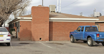 3417 Thaxton Ave SE in Albuquerque, NM - Foto de edificio - Building Photo