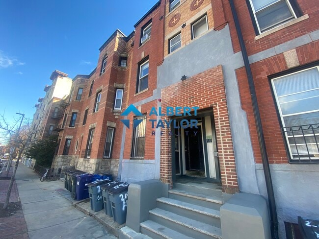 210 Hemenway St, Unit 218-2