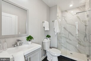 100 Forrest Ave in Narberth, PA - Building Photo