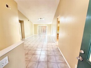 4695 Prairie Point Blvd in Kissimmee, FL - Building Photo - Building Photo