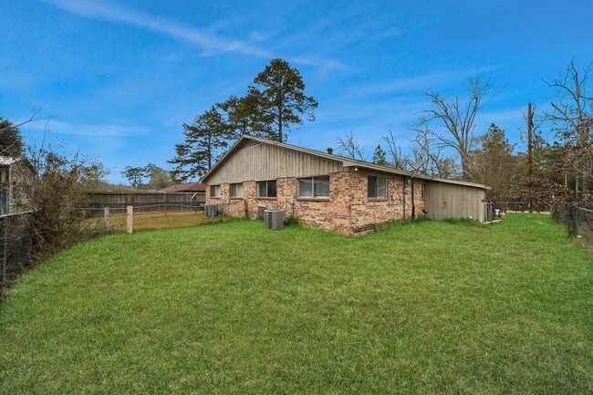 property at 1006 Perry St