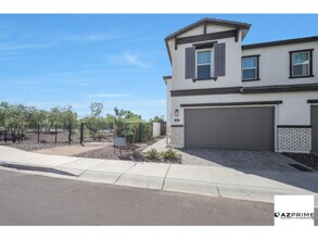5061 Woodridge Dr in Scottsdale, AZ - Building Photo - Building Photo