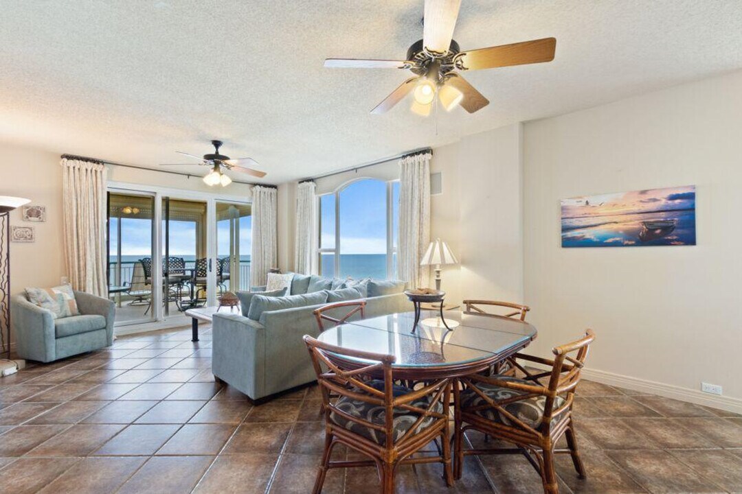 13601 Perdido Key Dr in Pensacola, FL - Foto de edificio