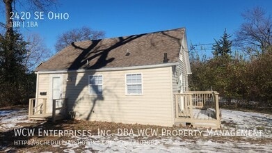 2420 SE Ohio Ave in Topeka, KS - Foto de edificio - Building Photo