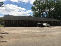 510 N Ellis Ave in Dunn, NC - Building Photo - Building Photo