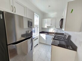 78 Kilsyth Rd, Unit 8 in Boston, MA - Building Photo