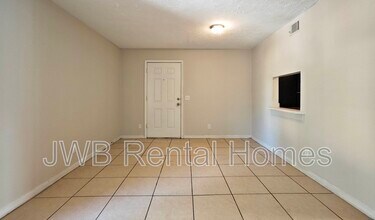 851 Bert Rd in Jacksonville, FL - Building Photo - Building Photo