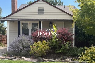 707 S 18th Ave in Yakima, WA - Building Photo