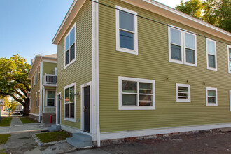 321 W 36th St in Savannah, GA - Building Photo - Building Photo