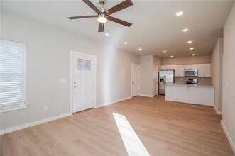 281 N Hunter St in Farmington, AR - Building Photo - Building Photo
