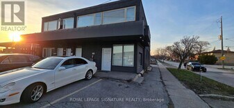 496 Horner Ave in Toronto, ON - Building Photo