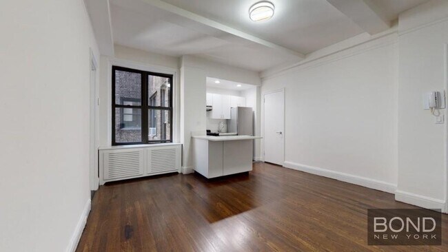 property at 140 E 46th St