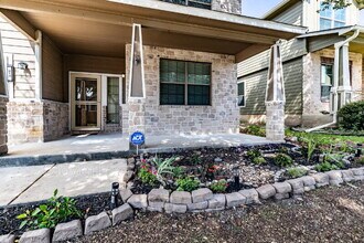 213 Tumbleweed Run in Cibolo, TX - Building Photo - Building Photo