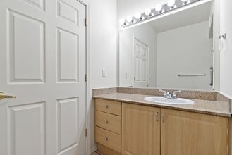 Logger Creek at Parkcenter in Boise, ID - Building Photo - Building Photo