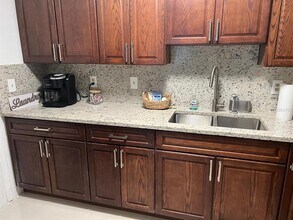 202 Village View Ln in Lakeland, FL - Building Photo - Building Photo