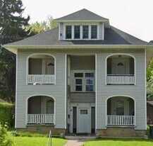 27 Carthage Dr in Rochester, NY - Building Photo