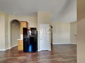 265 Firwood N in Kyle, TX - Foto de edificio - Building Photo