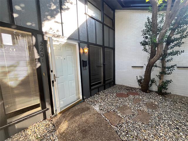 2201 Seville Ct in Arlington, TX - Building Photo - Building Photo