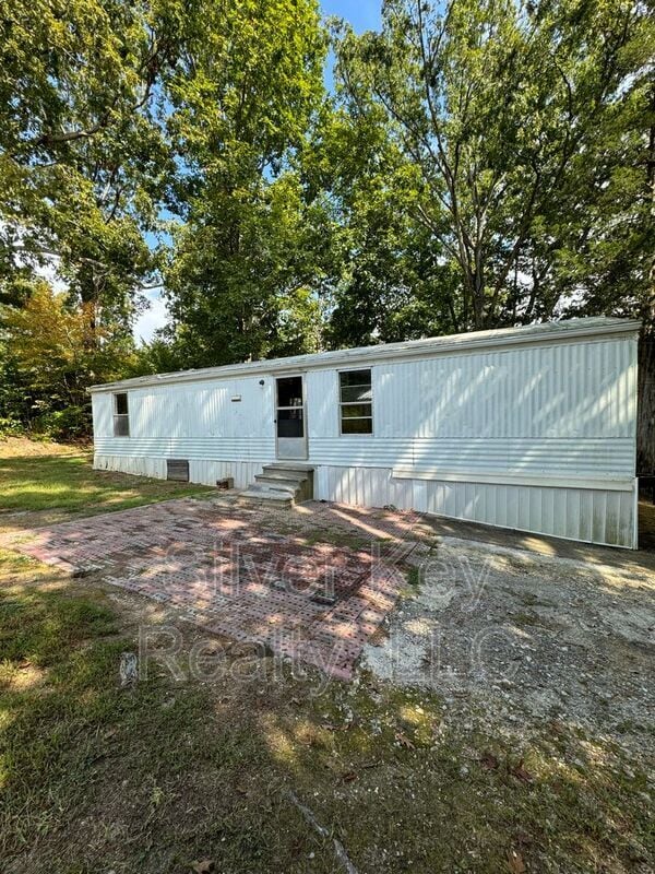 250 Co Rd 129 in Athens, TN - Building Photo - Building Photo