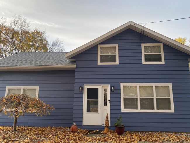 property at 7608 E South St