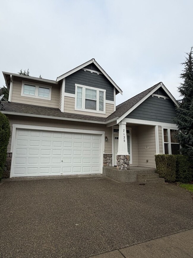 property at 7125 Axis St SE