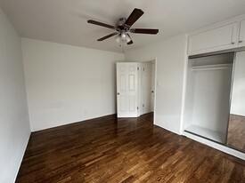 4107 Wade St Apartamentos