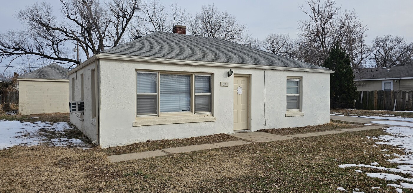 1632 N Minneapolis St in Wichita, KS - Building Photo