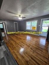 325 17th St NE in Paris, TX - Building Photo - Building Photo