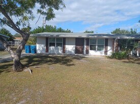 2053 Syracuse Ct NE, Unit 2053 Syr Ct in Palm Bay, FL - Building Photo