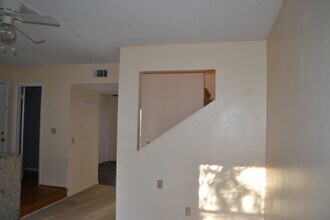 1072 Keith Dr in Hinesville, GA - Building Photo - Building Photo