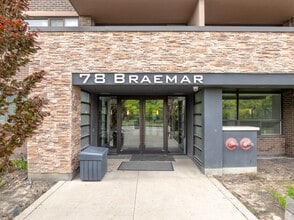 Braemar Place in Brampton, ON - Building Photo - Building Photo