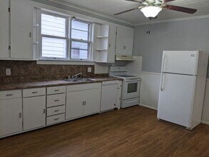 2305 N 14th St in Terre Haute, IN - Foto de edificio - Building Photo